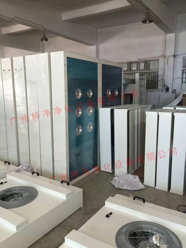 pvc快速卷簾門風(fēng)淋室箱體 pvc快速卷簾門風(fēng)淋室箱體