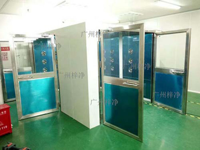 生物潔凈車間轉角風淋室的正確安裝方法